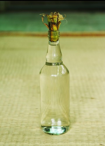 Chai rượu nếp