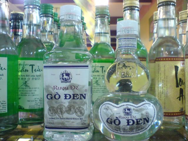 Rượu gạo nếp Gò Đen Long An